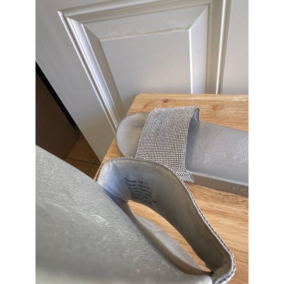 Bebe Women's Rhinestone Embellished Silver Slide Sandals Size 11 Sku 2984 - Picture 9 of 11